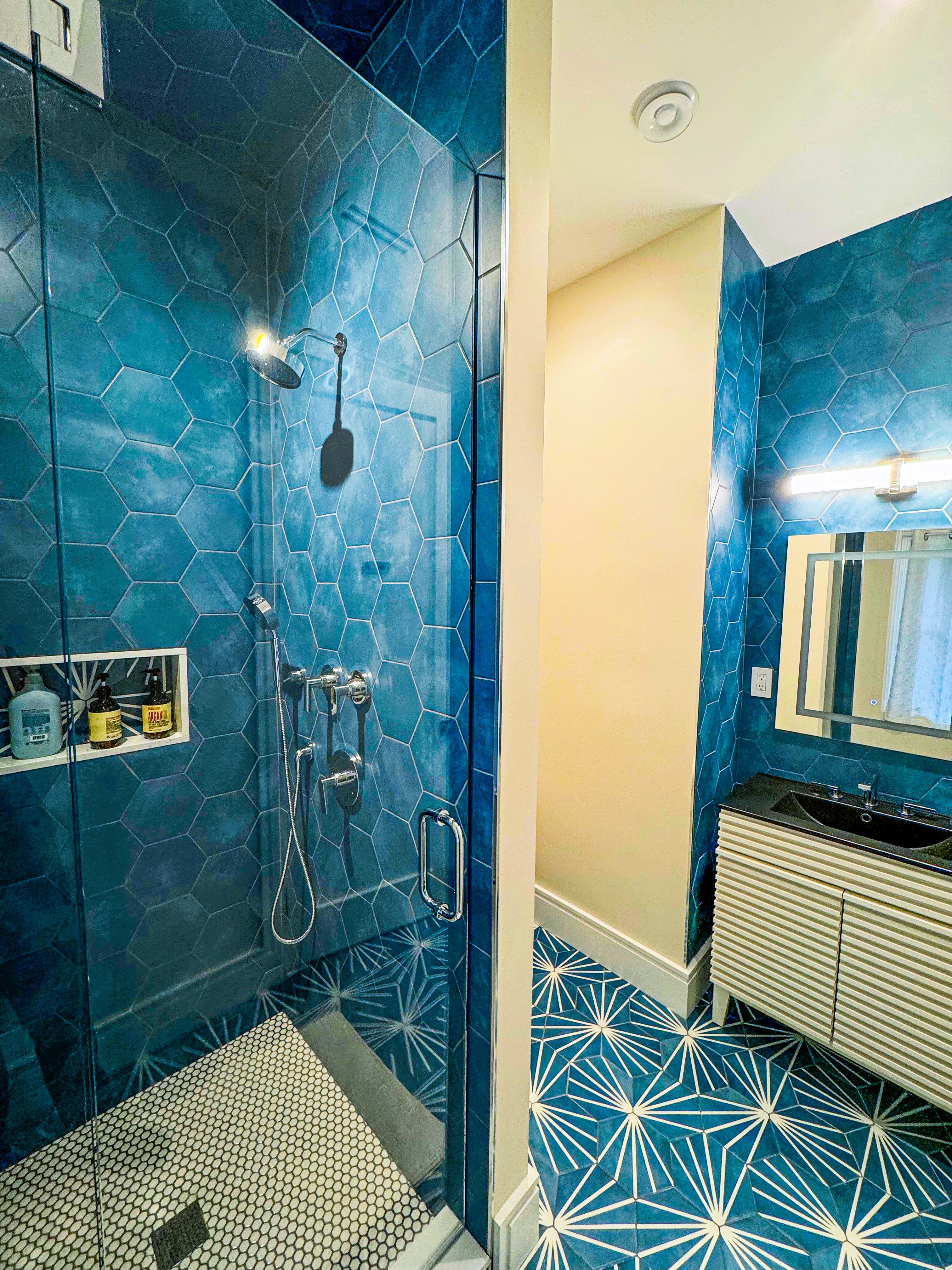 Contemporary Bathroom